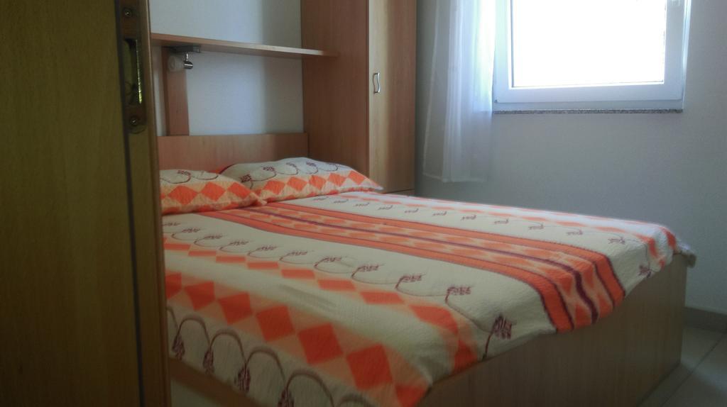 Apartments Iva Povljana Værelse billede